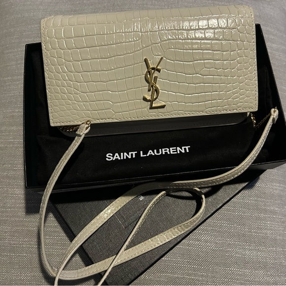 YSL Beige Croc Embossed Chain Wallet - Picture 2 of 5